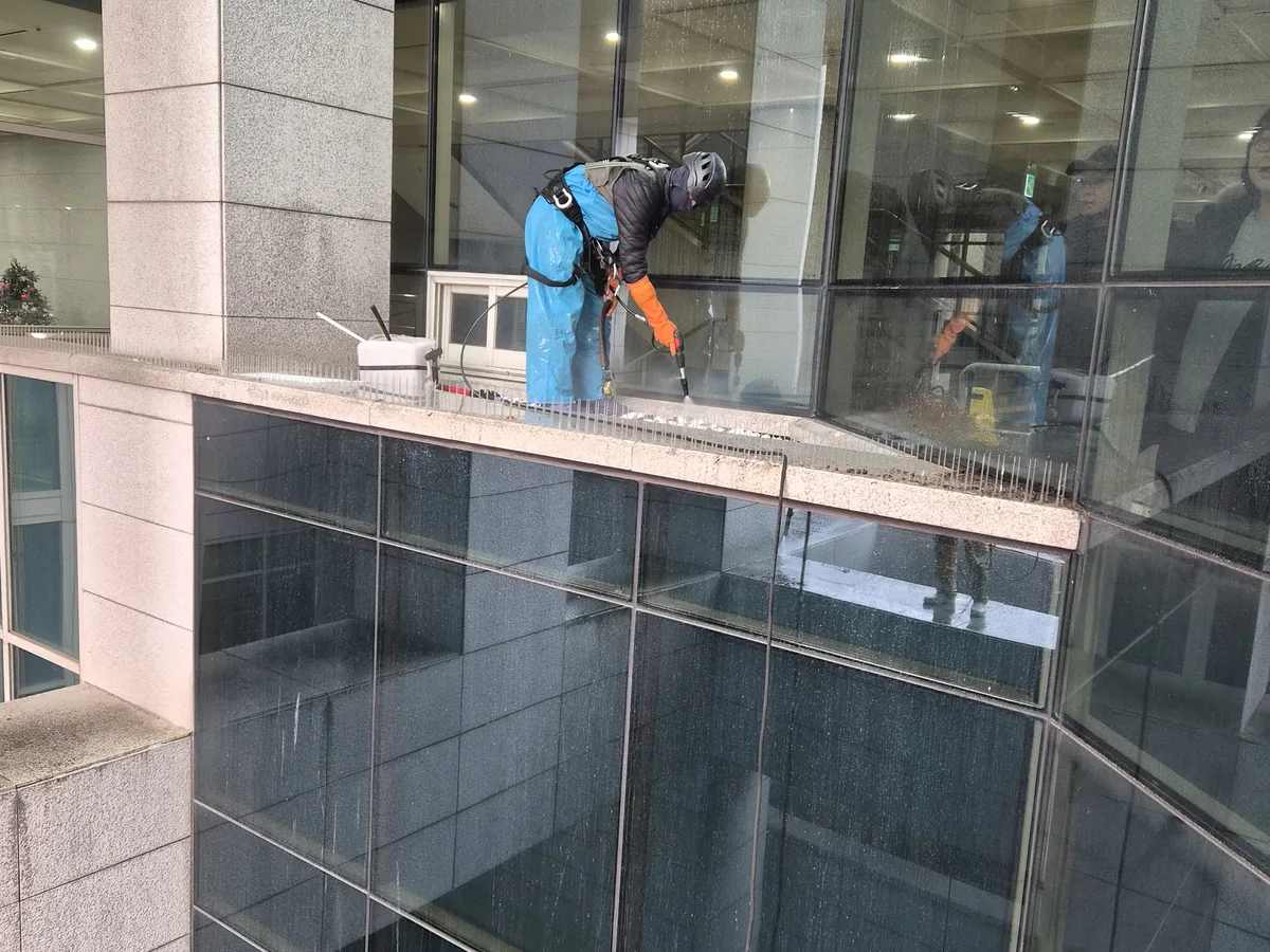 포천시 가산면 건물 복도·대기 동선 야간 위생청소 사례 - 행진크린